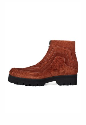 Enkellaarsjes met plateauzool - brown