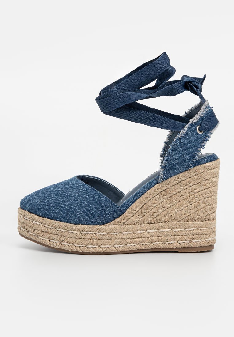 XTI Hoge hakken blauw XTI Hoge hakken blauw