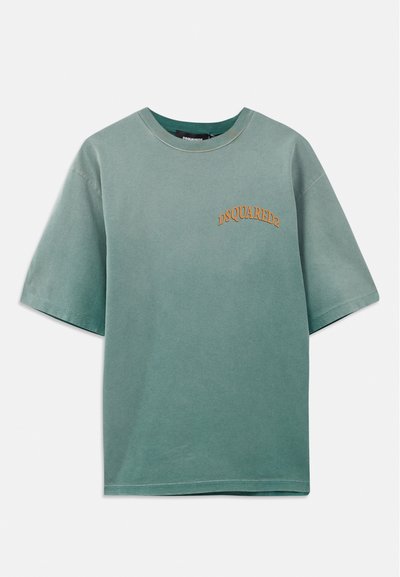 Groene katoenen t-shirt met een relaxed fit, korte mouwen en een ronde halslijn. Voorzien van het 'DSQUARED2' logo in gouden borduursel op de borst.