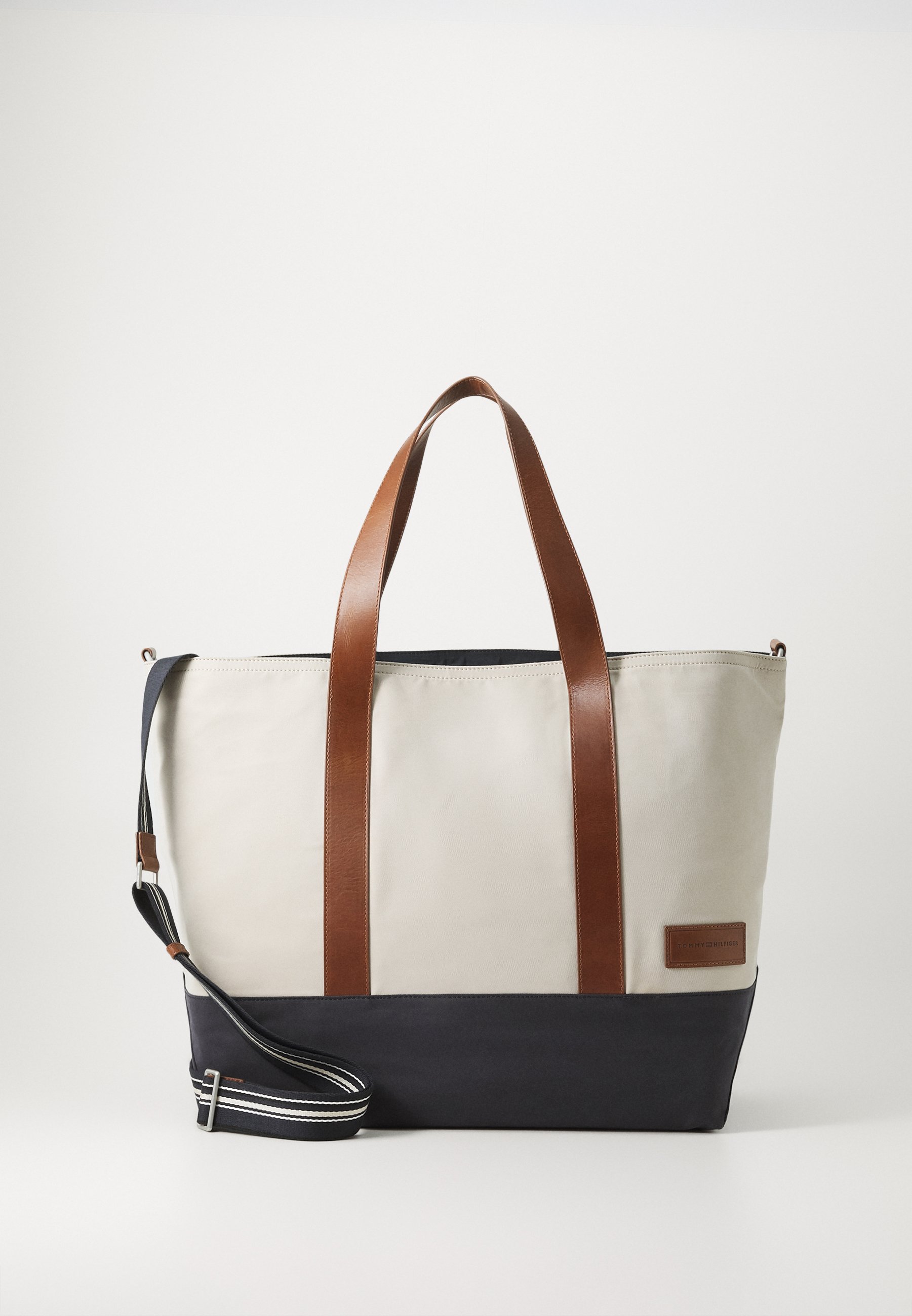 【新品未使用】STANDARD SUPPLY TIDY TOTE S Beige 新品未使用】STANDARD SUPPLY TIDY TOTE S Beige