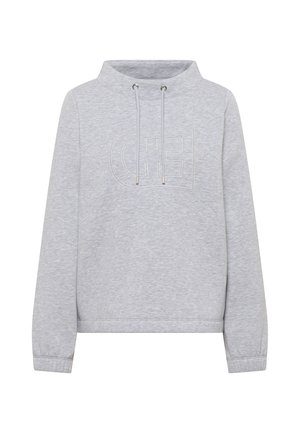 Szara bluza z wysokim kołnierzem, kapturem ze sznurkiem i haftem z logo z przodu. Posiada ściągacze przy mankietach i luźny krój.
