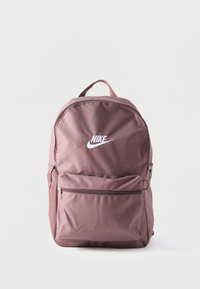Nevybráno, dark brown
