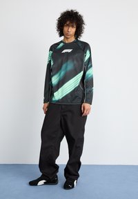 Puma F1 LIFESTYLE RACING Camiseta de manga larga green terrain