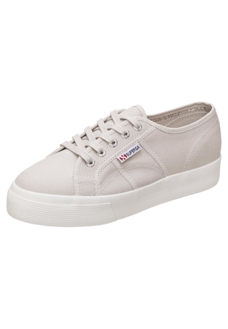 superga nelly