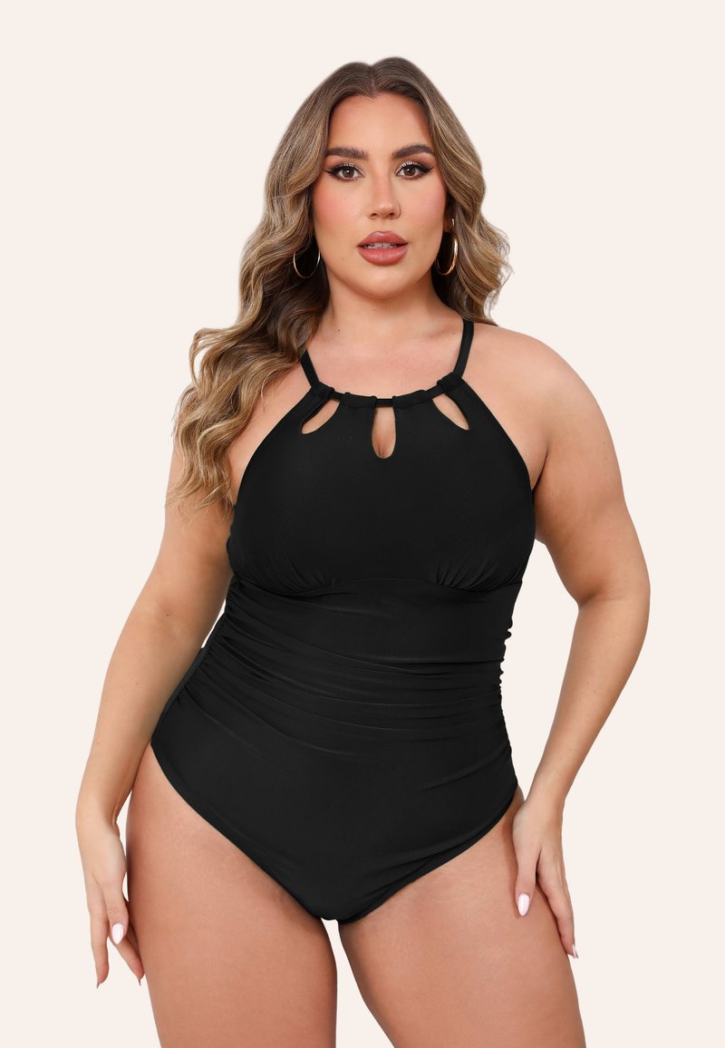 Zwarte ééndelige bikini met halternek, voorzien van sleutelgat uitsparingen en geplooide details. Glad materiaal met een aansluitende pasvorm.