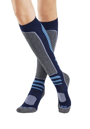 Knielange Socken mit einem navyblauen Schaft und grauem Fuß. Mit blauen Akzentstreifen und verstärktem Fersen- und Zehenbereich. Strukturierte Oberfläche im gesamten Socken.