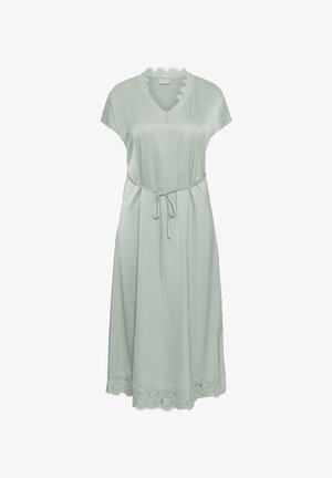 Robe midi vert clair avec col en V, bordure en dentelle au niveau du col et de l'ourlet, manches courtes et ceinture nouée à la taille.