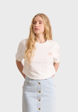 - T-shirt basic