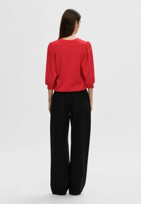 Selected Femme SLFTENNY 3/4 NOOS - Sweater - flame scarlet