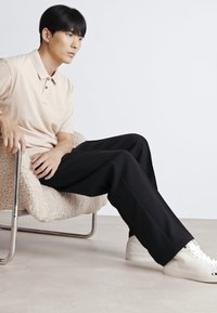 Tommy Hilfiger MODERN - Korkeavartiset tennarit - ivory