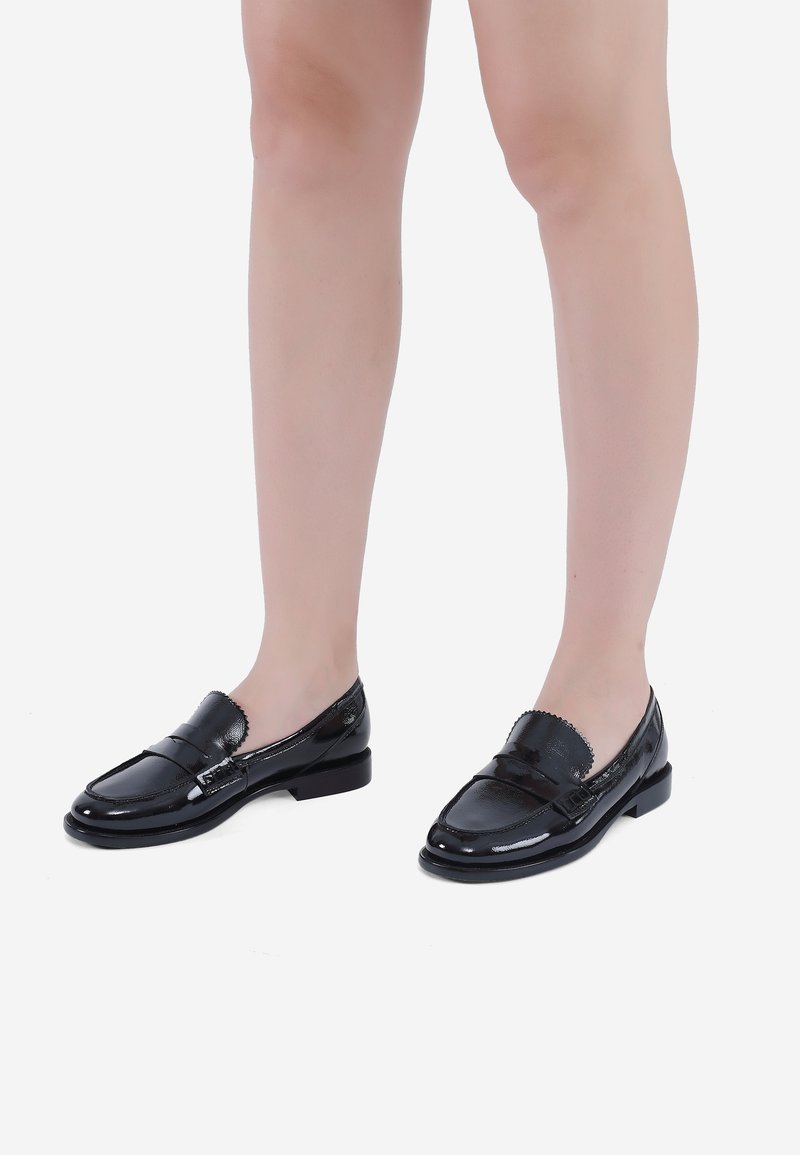Damen Halbschuhe | Ekonika Slipper schwarz - VE82047 Damen Halbschuhe | Ekonika Slipper schwarz - VE82047