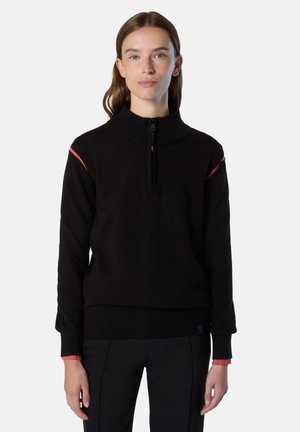 Maglione nero a zip con colletto e polsini a coste. Presenta strisce rosse sui lati delle spalle. Tessuto morbido, design aderente e lunghezza all'anca.