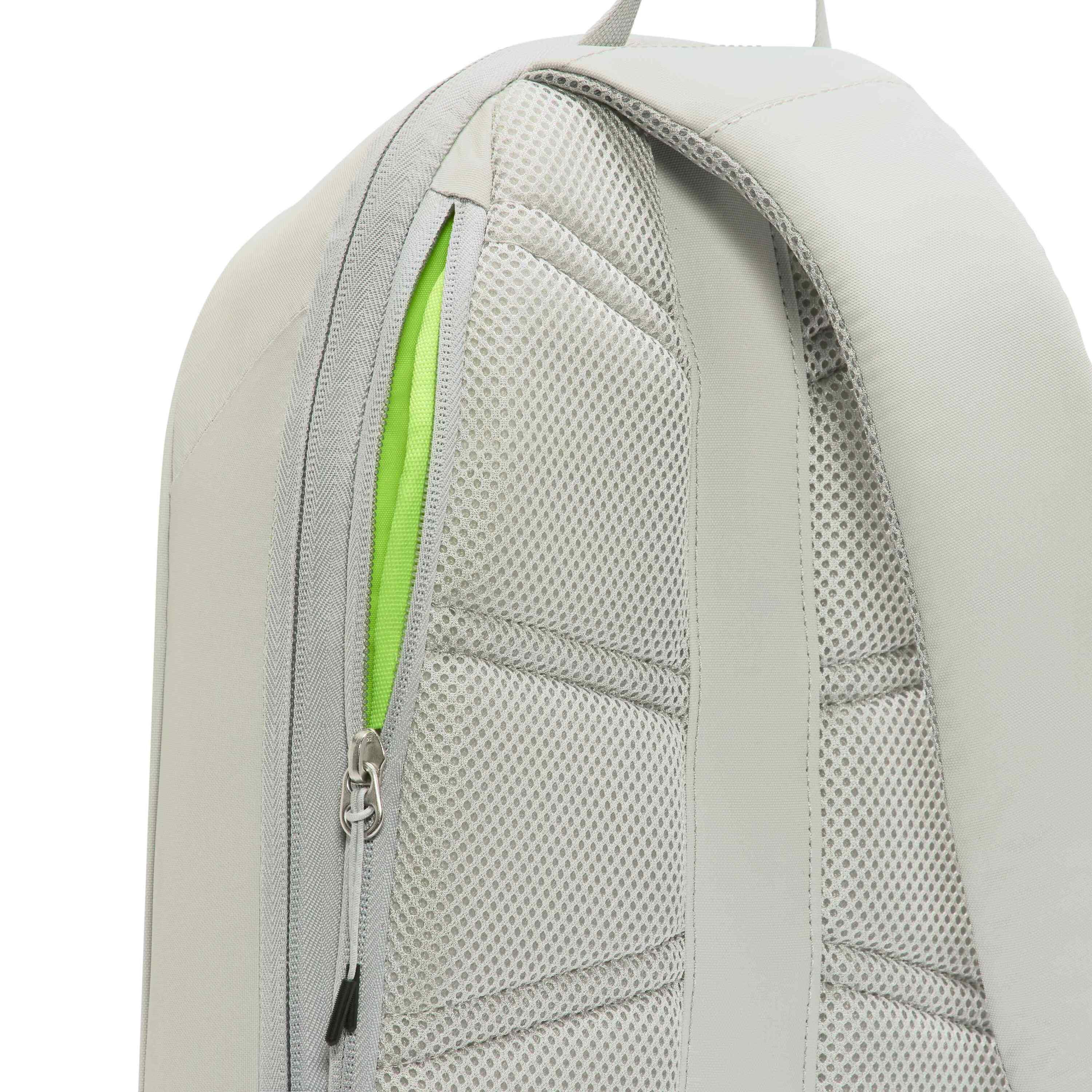Nike Sportswear NK NSW COMMUTE SLING BAG UNISEX - Rucksack - lt