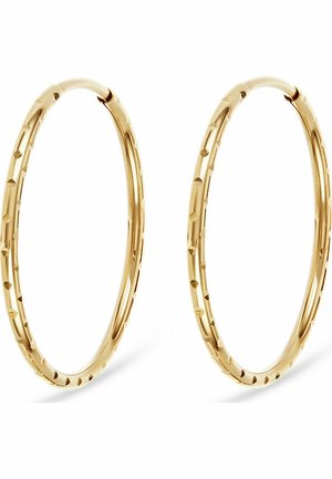 Goldfarbene Creolen mit einer strukturierten Oberfläche, die ein Muster aus kleinen geometrischen Formen aufweisen, rund geformt, ideal für den täglichen Gebrauch.