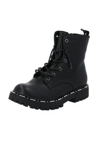 Stivaletto in pelle nera con laccio sul davanti, occhielli metallici, collo imbottito e suola in gomma spessa con dettaglio di cucitura bianca.
