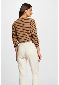 Morgan STRIPED - Maglione - camel
