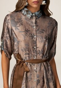 Oltre Abito a camicia - beige