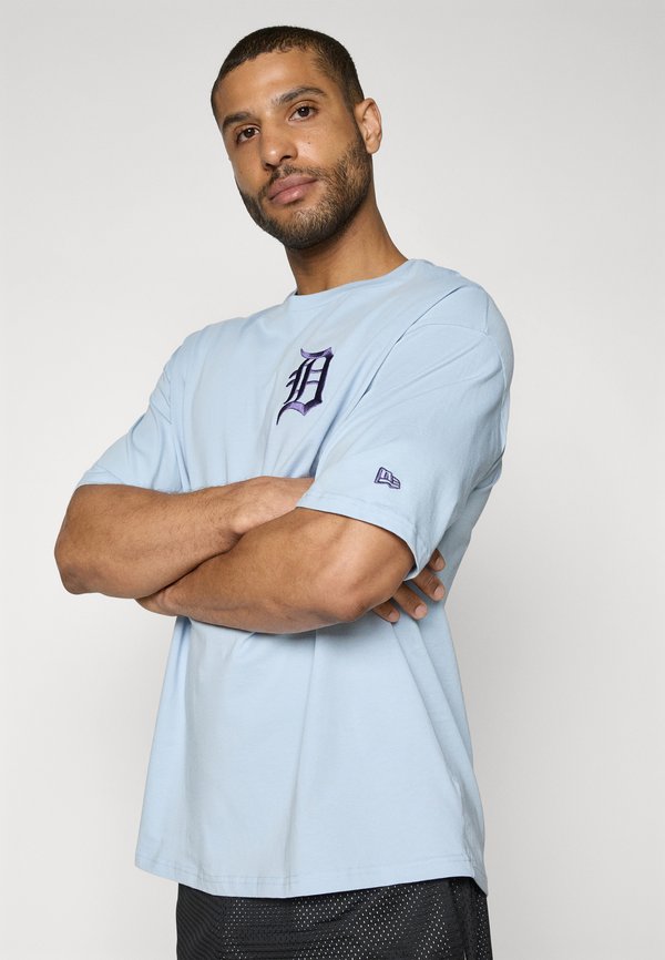 MLB DETROIT TIGERS LEAGUE ESSENTIALS OVERSIZED TEE - Club wear4