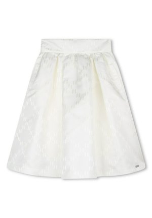 Jupe blanche présentant un motif texturé avec des formes géométriques subtiles, une taille ajustée et des poches latérales.