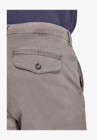 Selected, taupe solid