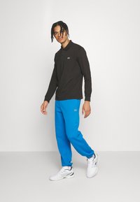 Lacoste Sport CLASSIC - Treningo apatinė dalis - royal blue