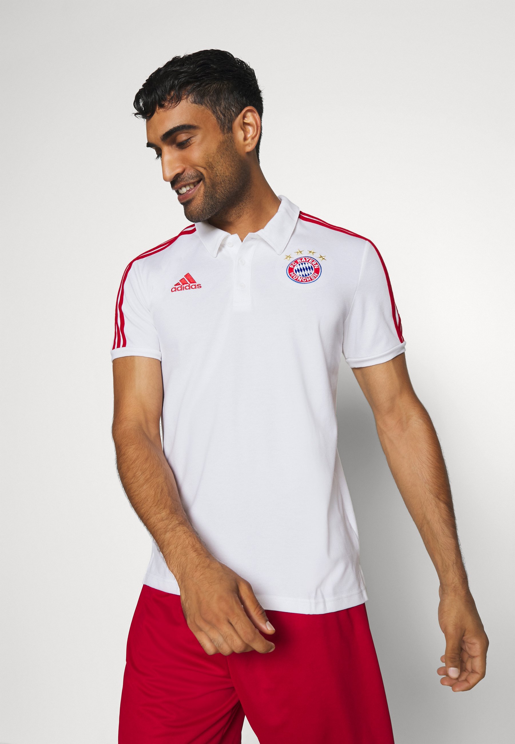 FC BAYERN MÜNCHEN LIFESTYLE 3 STREIFEN Vereinsmannschaften white FC BAYERN MÜNCHEN LIFESTYLE 3 STREIFEN Vereinsmannschaften white