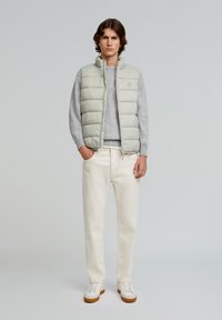 Scalpers NEW GSTAAD  - Vest - cream