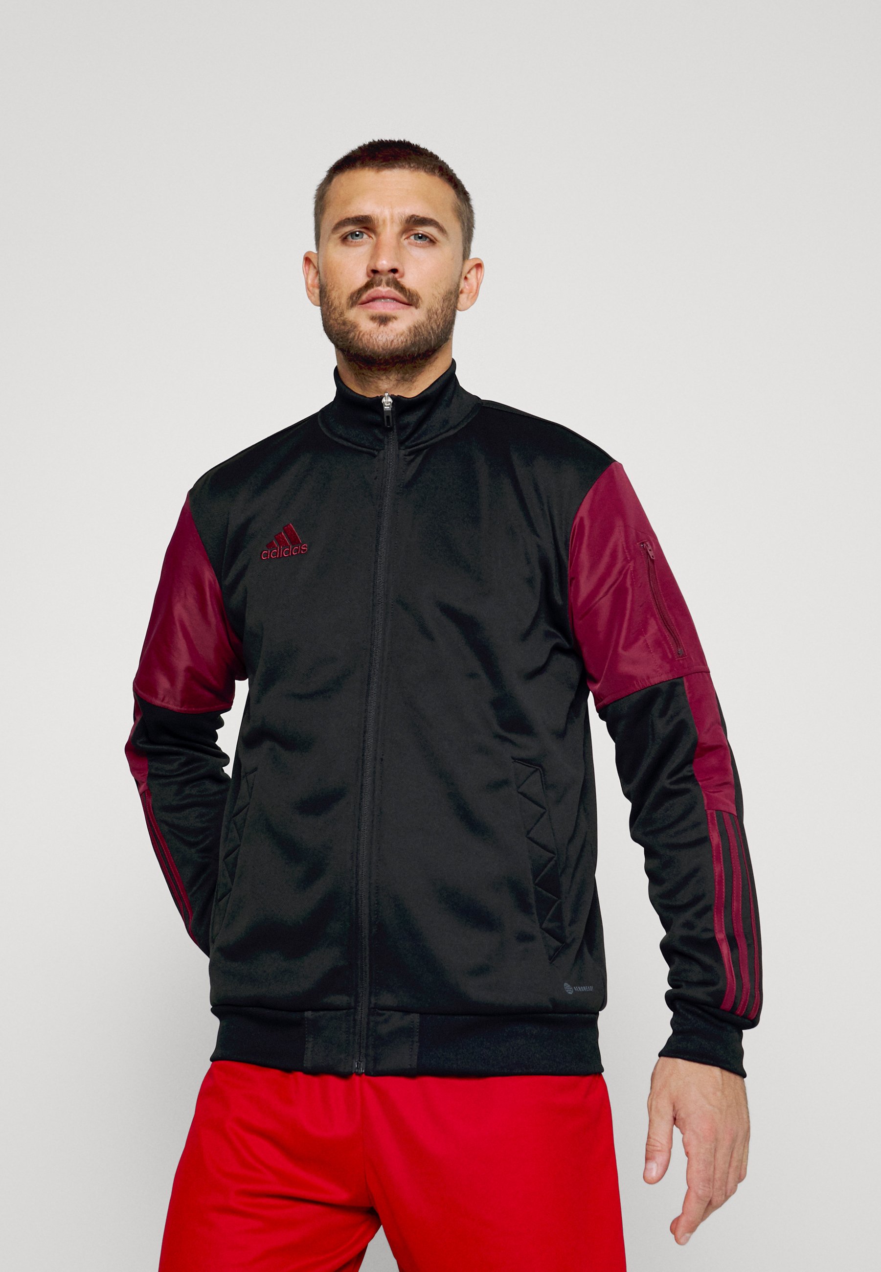 tiro windbreaker adidas