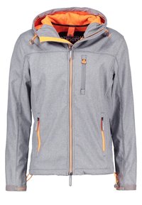 Giacca grigia con cappuccio, dotata di interni arancioni, tasche con zip e accenti arancioni a contrasto. Realizzata in un materiale testurizzato e resistente.