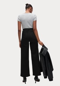 Marks & Spencer SEAMLESS WIDE LEG  - Džíny Relaxed Fit - black