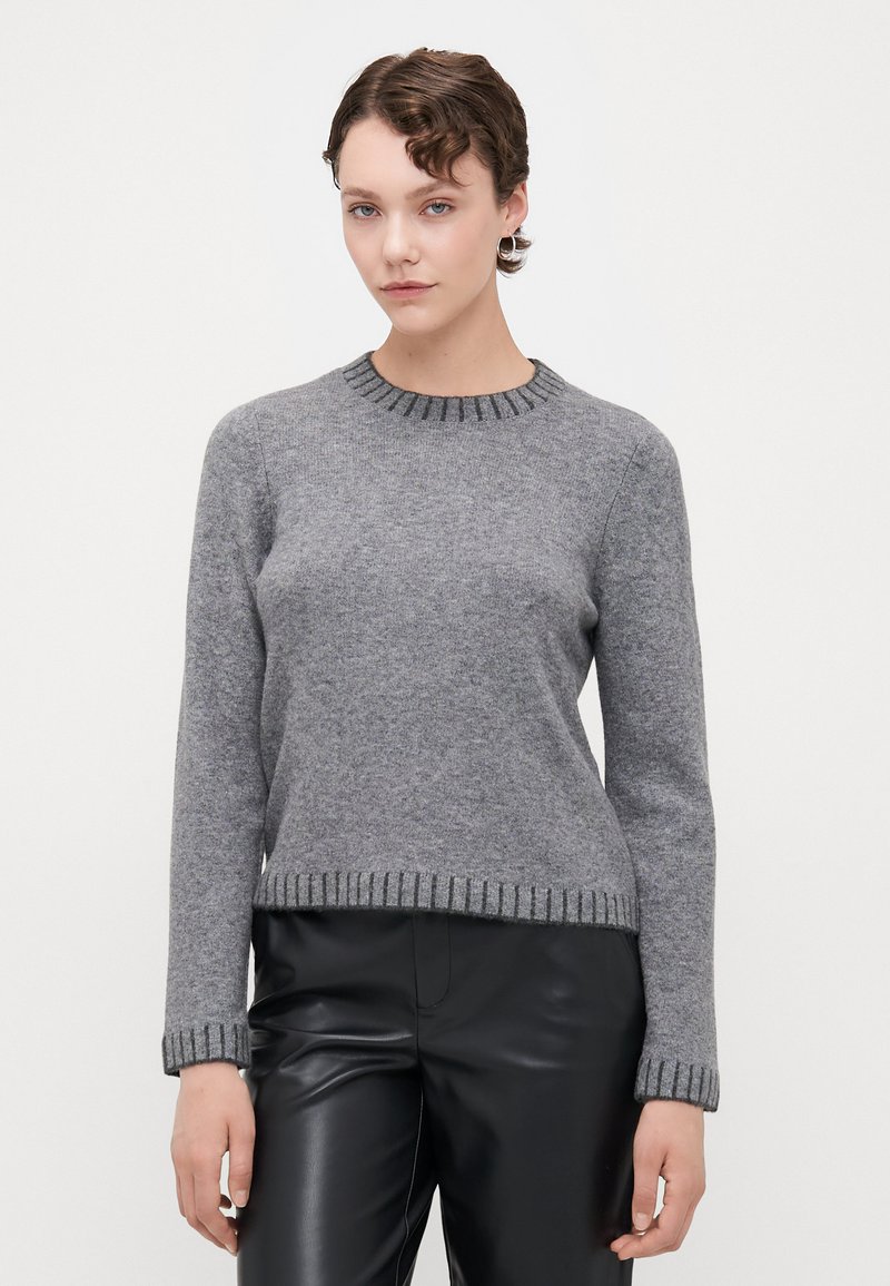 ONLY Tall ONLFINA O NECK - Pulover - medium grey melange/dark grey melange