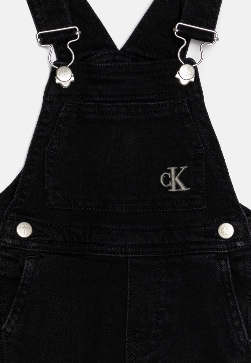 Calvin Klein Jeans NEWBORN DUNGAREE UNISEX Salopette washed