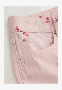 Pasirinkta, pink cherry