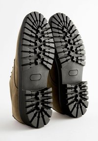 Next CLEATED DERBY  - Igapäevased paeltega jalatsid - stone natural