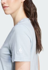 adidas Sportswear W LIN T - Triko s potiskem - blue