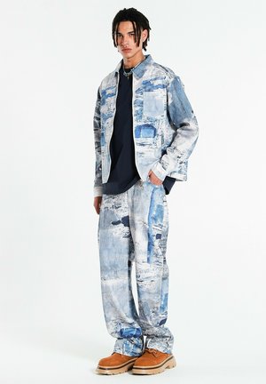 MWM, MW091050386 UNISEX - Vaqueros boyfriend - blue