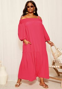 Curves Like These COLD SHOULDER- REGULAR FIT - Maxi-jurk - pink