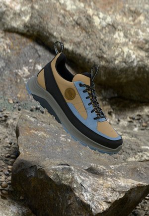 ROTPUNKT LIGHT LOW LADY - Hiking shoes - cloudy blue/light beige