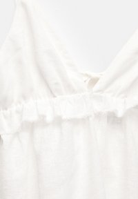 PULL&BEAR RUFFLED STRAPPY  - Débardeur - white