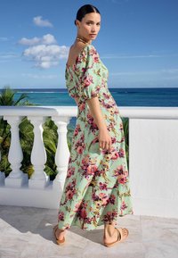 Love & Roses TWIST FRONT PUFF SLEEVE REGULAR FIT - Maksi garuma kleita - green floral
