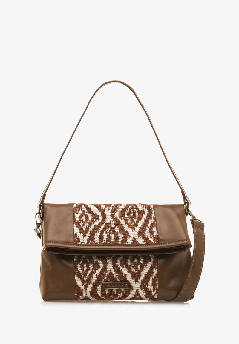 Braune Lederhandtasche mit einer gewebten Stofffront, die ein geometrisches Muster in Braun und Creme zeigt. Beinhaltet einen abnehmbaren Schulterriemen.