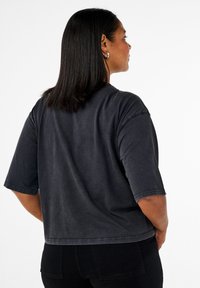 Zizzi BOXY  - Základné tričko - grey washed