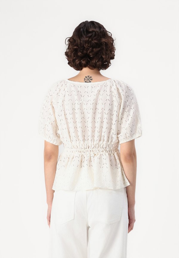 ONLROSA  - Blouse - cloud dancer3