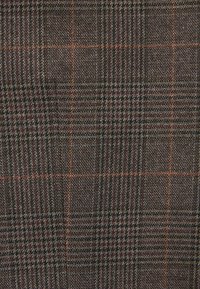 Next TRIMMED CHECK  - Vesta - brown