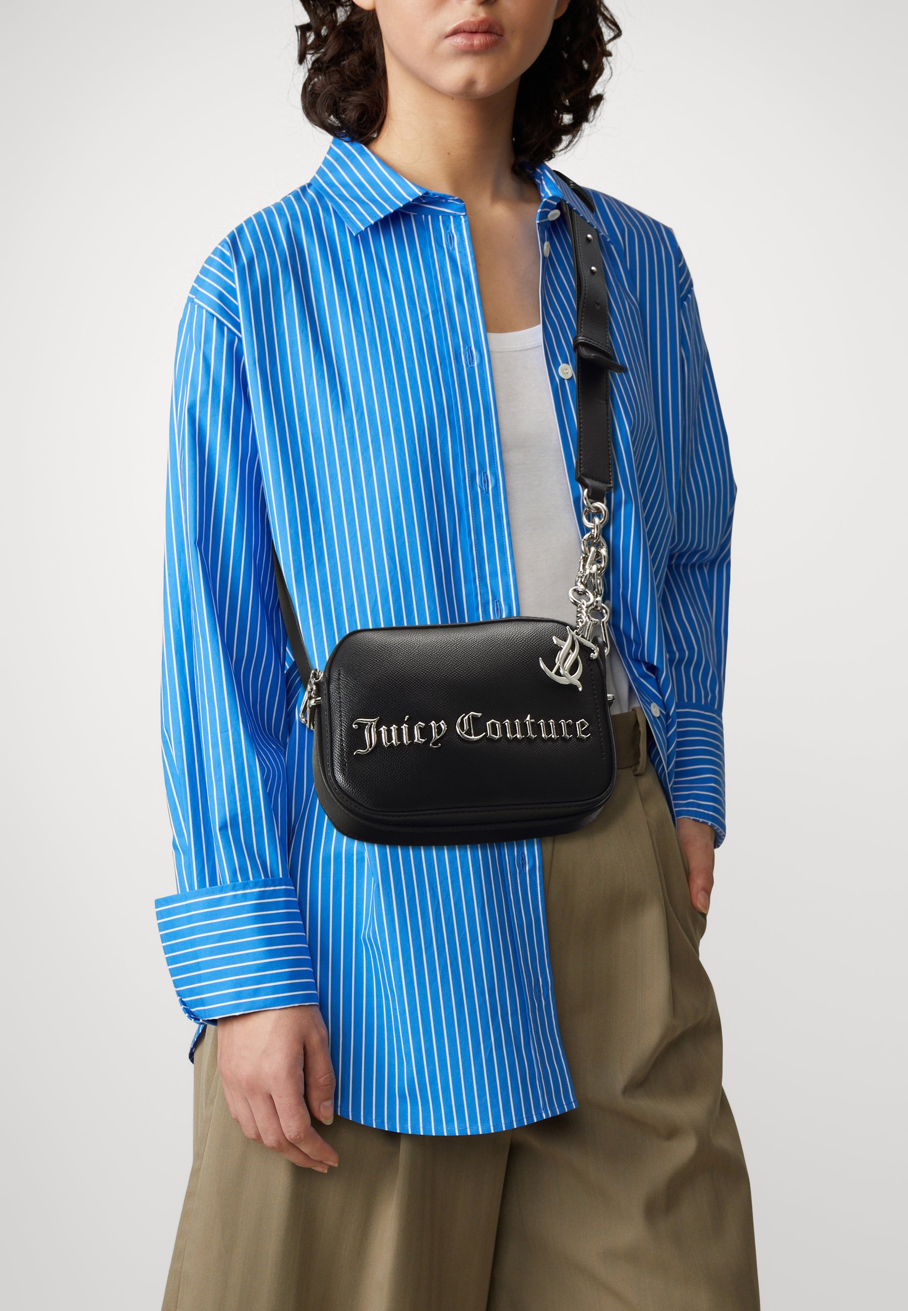 Juicy couture★ Jasmine ショルダー バッグ Juicy Couture JASMINE SQUARED - Cross body bag - black - Zalando