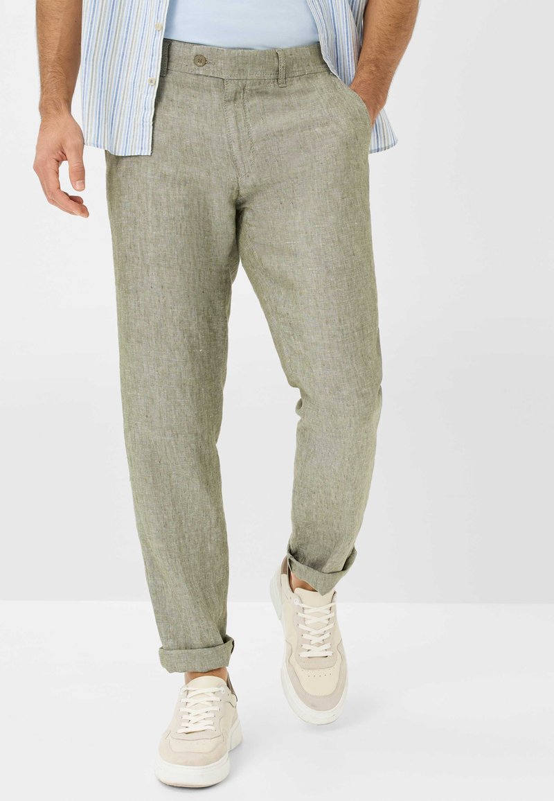 BRAX - STYLE EVANS - Chinos - olive, Enlarge