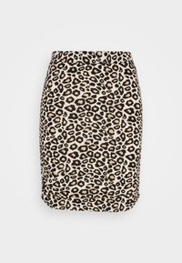 Leopardmönstrad blyertkjol i beige och svart, med en figurnära silhuett och slät textur, designad för en elegant och kroppsnära look.