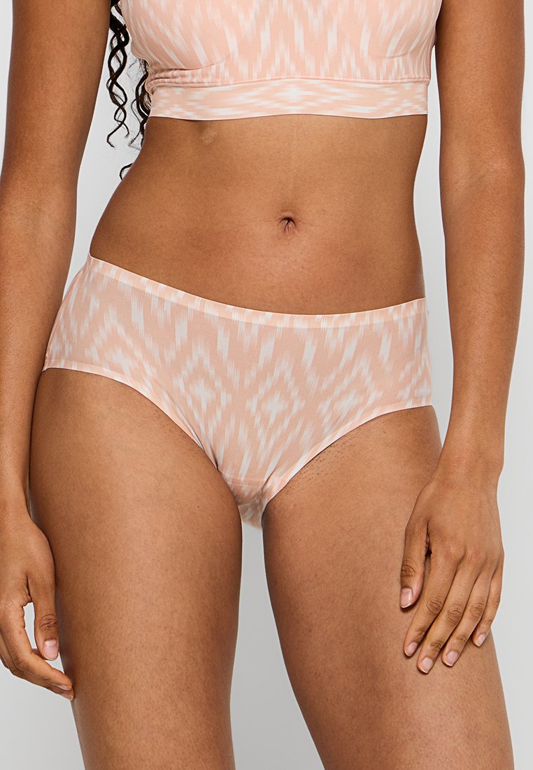 Chantelle Slip abrikoos Chantelle Slip abrikoos