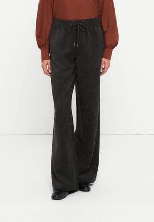 JDYULLA OHIO PANT - Trousers - chocolate torte
