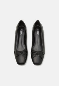RAID LUNAR - Sabrinas - black